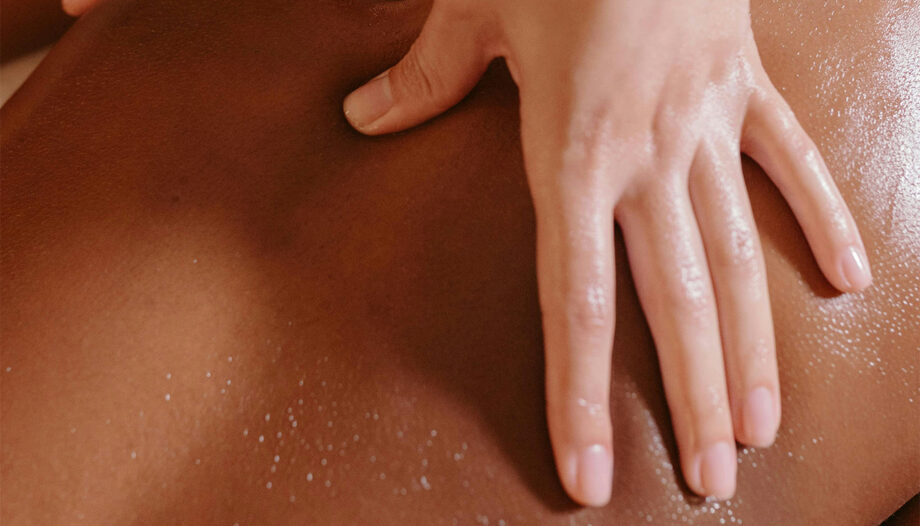 what is the difference between thai massage and swedish massage