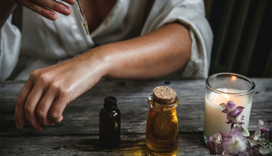 how to make aromatherapy massage oil