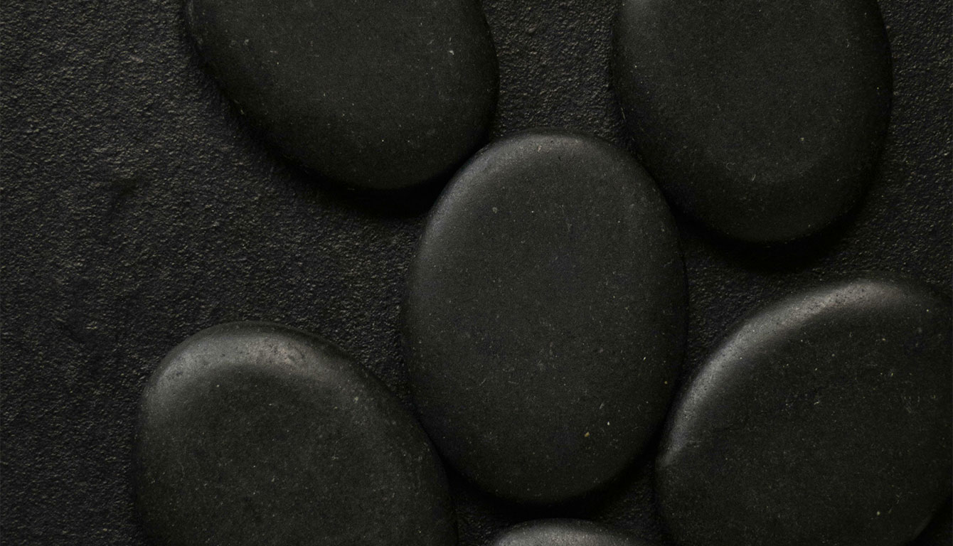 What Temperature Should Hot Stones Be for Massage? Safety Guide